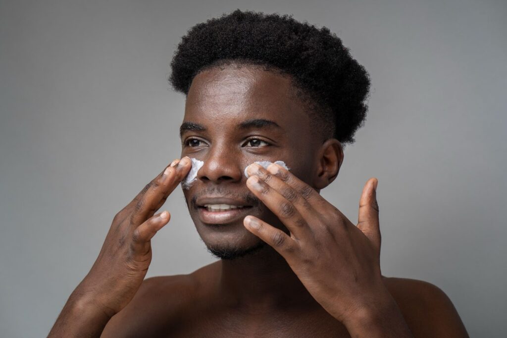 Skincare routine that can help teenage acne go away